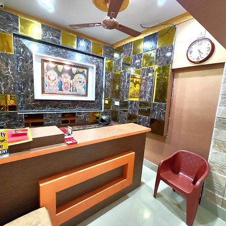 Goroomgo Sahoo Palace Puri - Prime Location Near Sea Beach - Excellent Service With Parking Facilities Extérieur photo