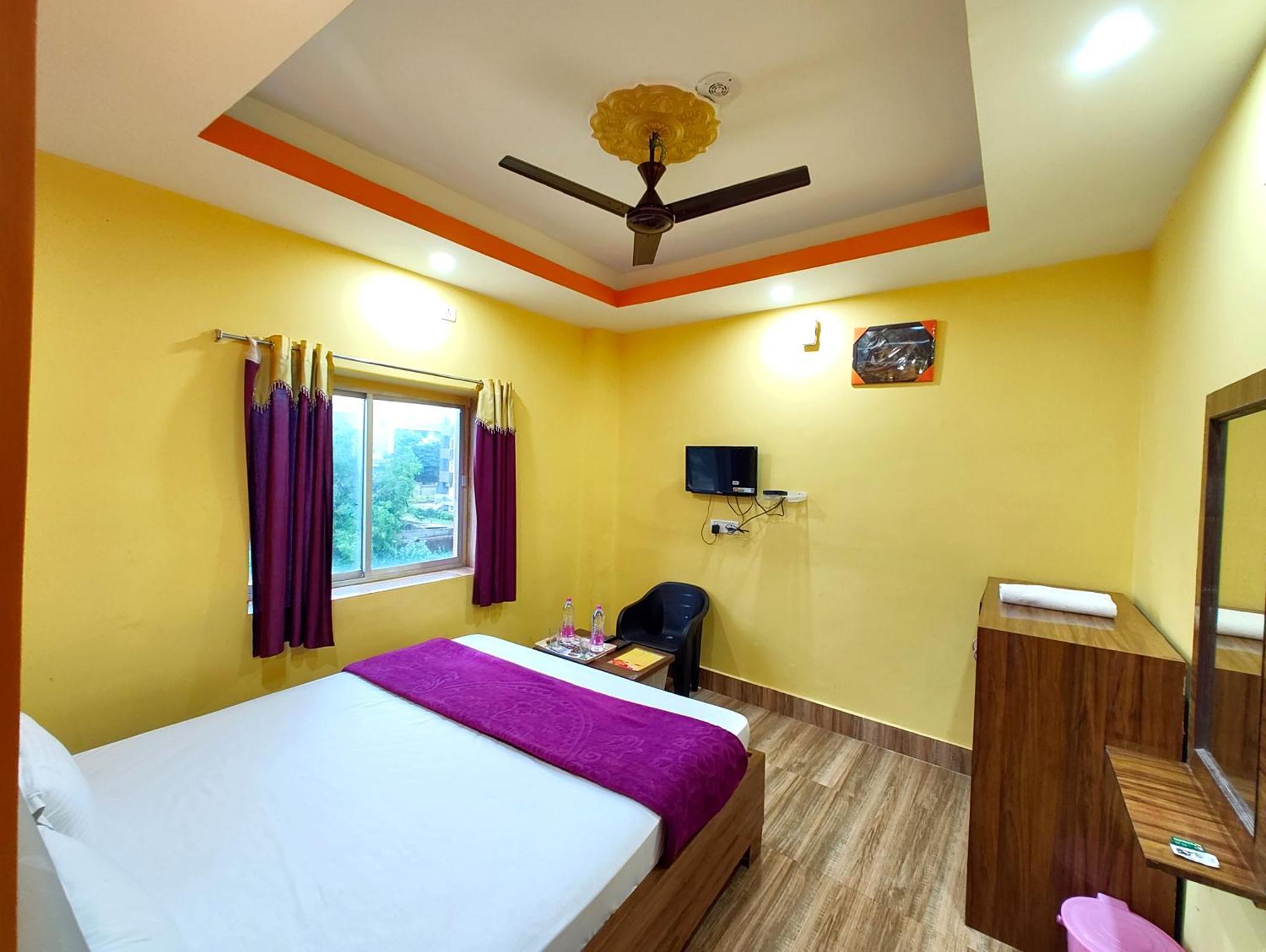 Goroomgo Sahoo Palace Puri - Prime Location Near Sea Beach - Excellent Service With Parking Facilities Extérieur photo