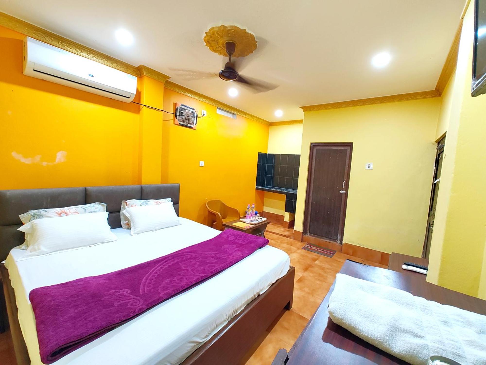Goroomgo Sahoo Palace Puri - Prime Location Near Sea Beach - Excellent Service With Parking Facilities Extérieur photo