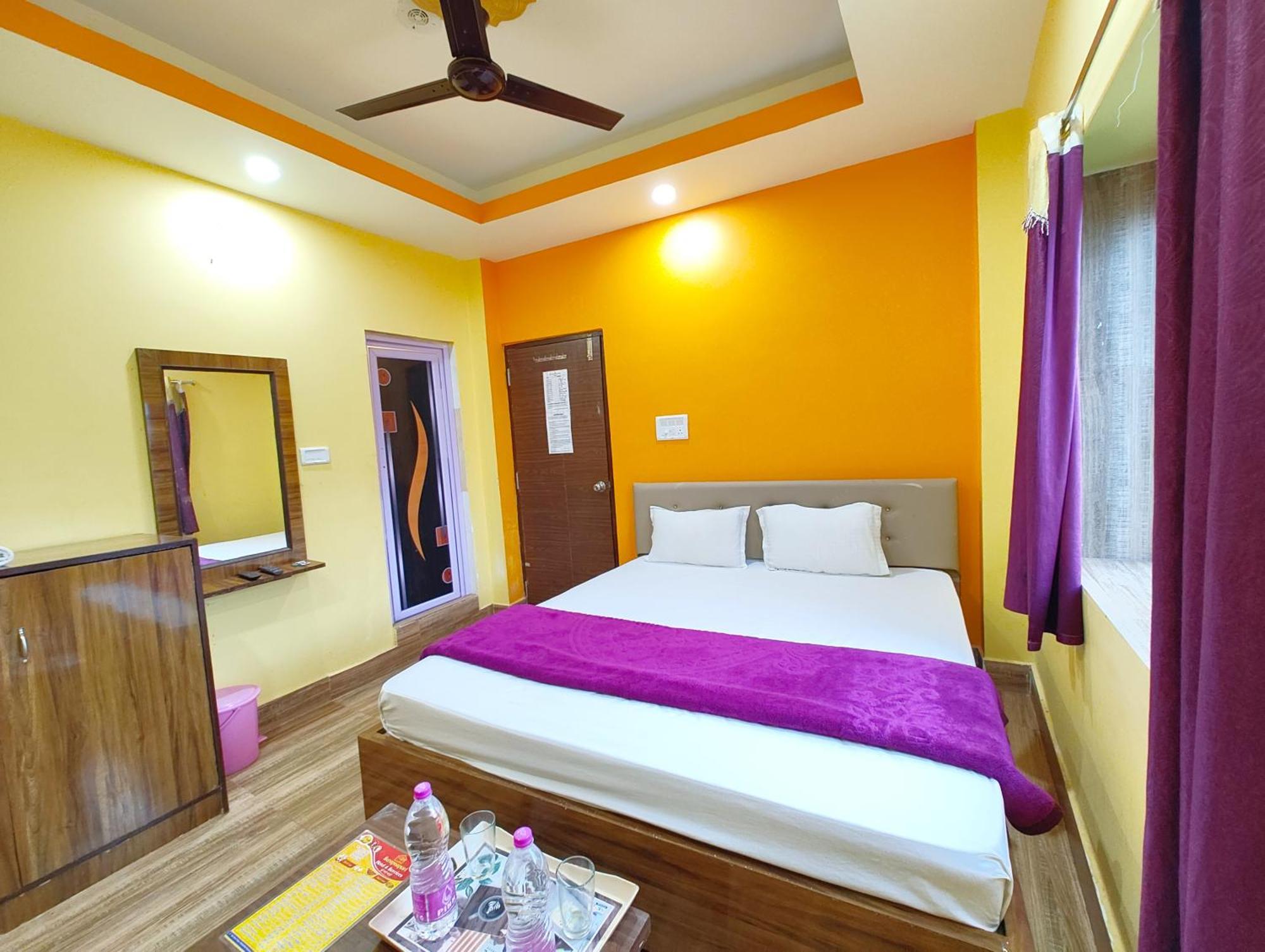 Goroomgo Sahoo Palace Puri - Prime Location Near Sea Beach - Excellent Service With Parking Facilities Extérieur photo