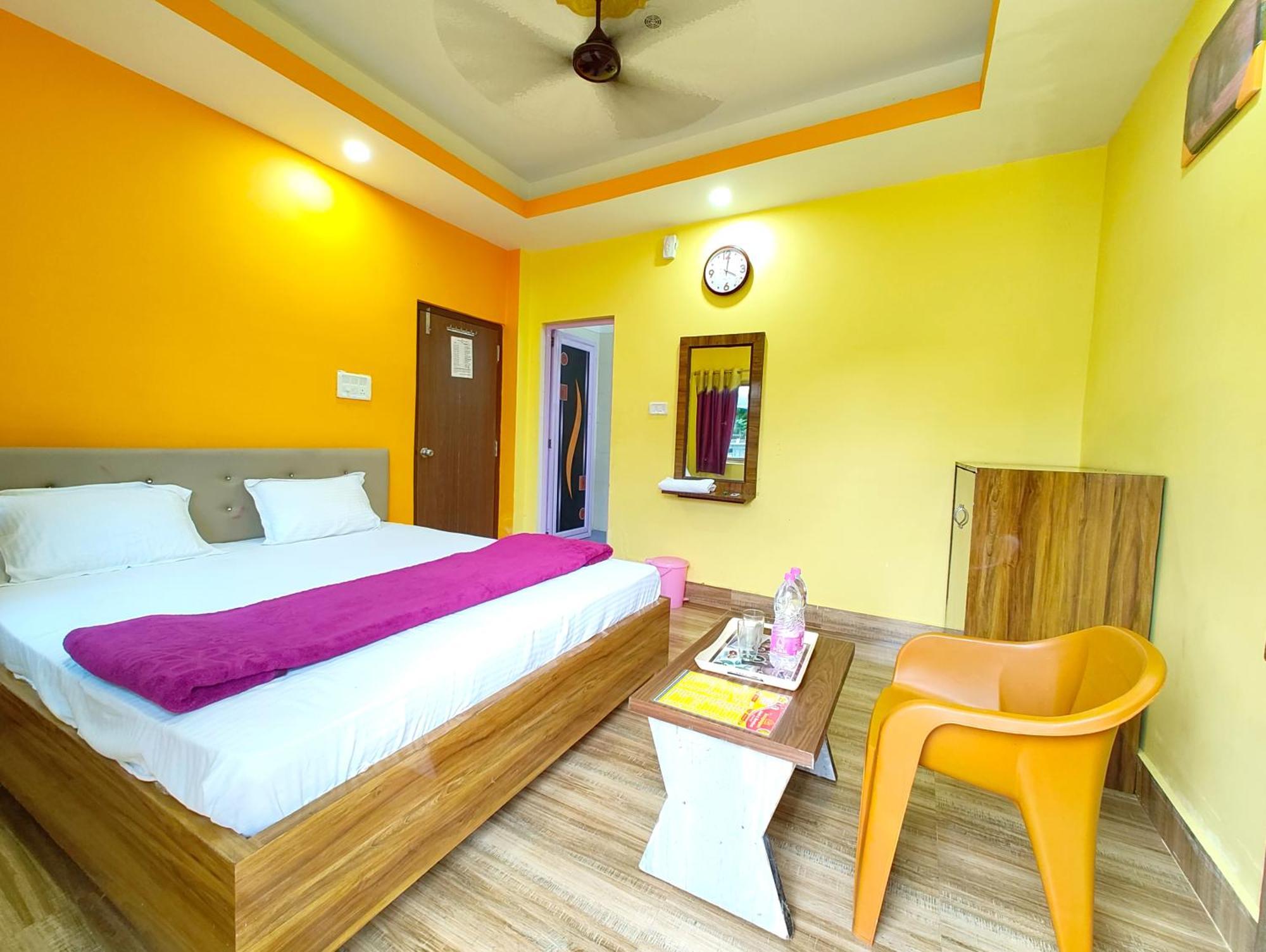 Goroomgo Sahoo Palace Puri - Prime Location Near Sea Beach - Excellent Service With Parking Facilities Extérieur photo