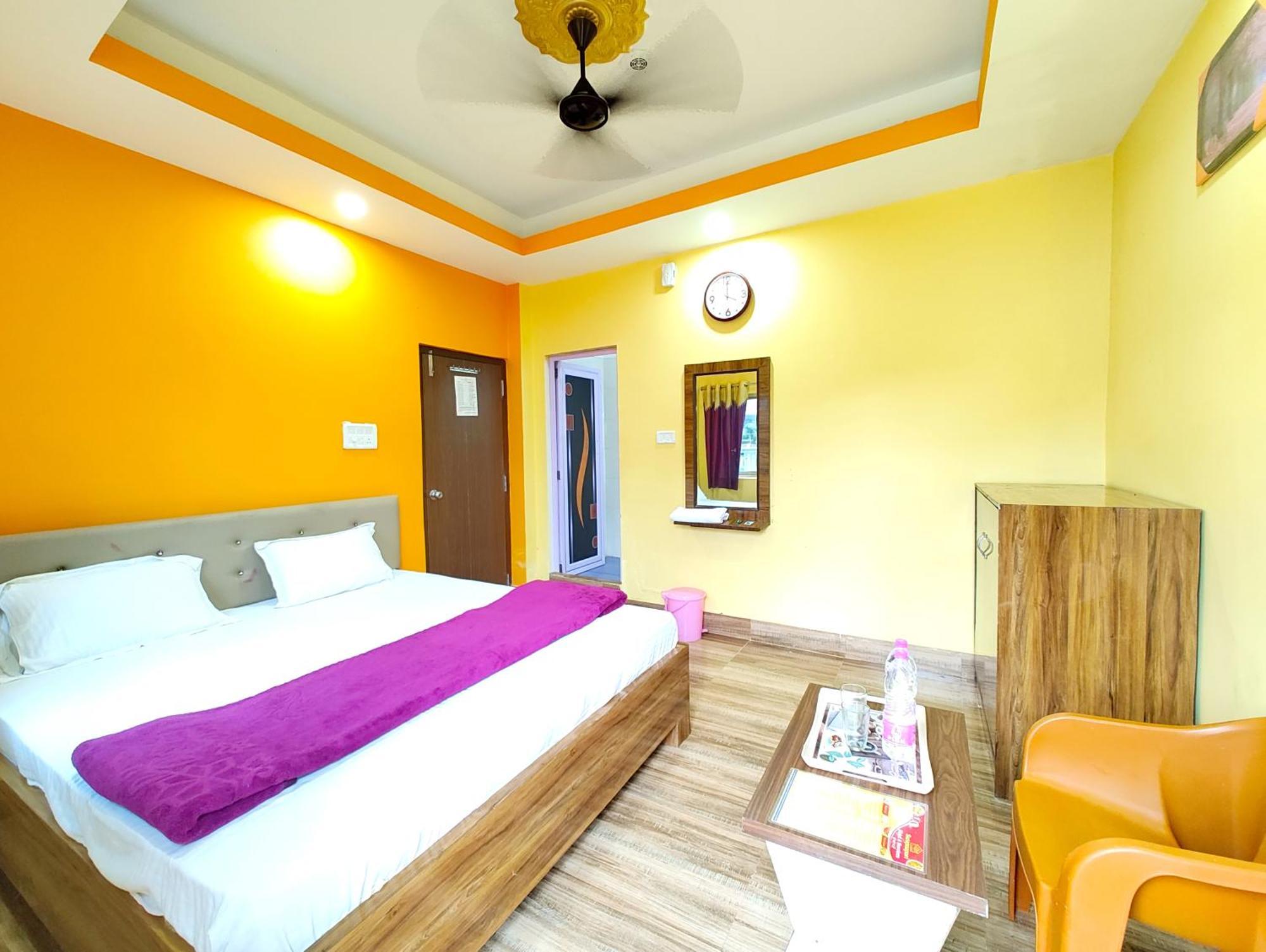 Goroomgo Sahoo Palace Puri - Prime Location Near Sea Beach - Excellent Service With Parking Facilities Extérieur photo